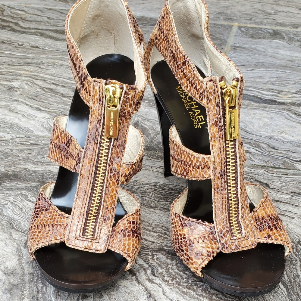 Michael Kors Berkley T-strap zip-up heels sandals 7.5